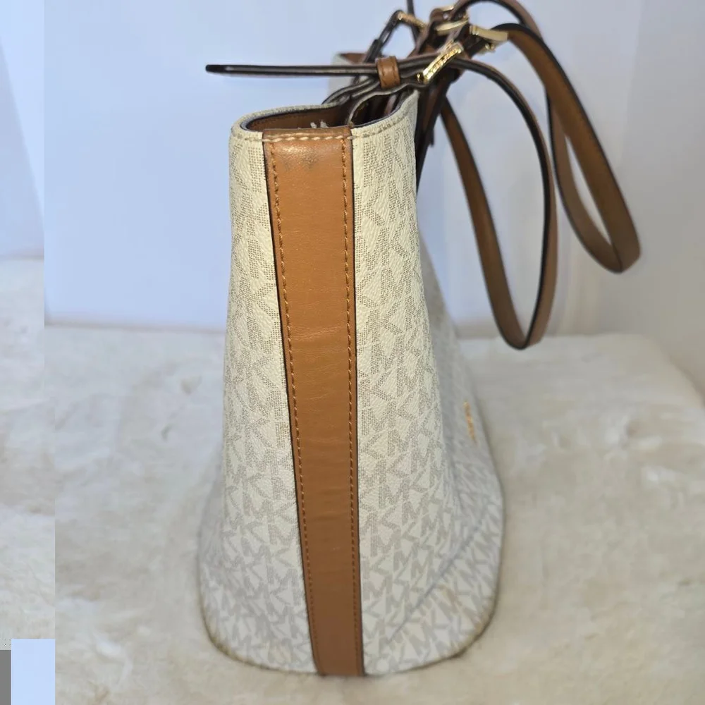 Michael Kors Jet Set Tote Bag Medium White and Brown